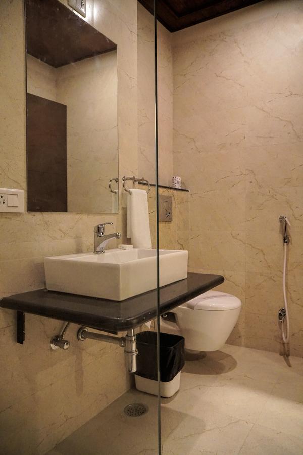 Admire Inn By Tgi Udaipur Exterior photo
